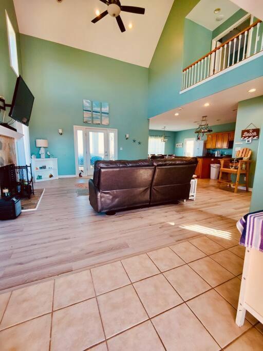 Sunny Delight - Sleeps 10 - Generous Space! Bolivar Peninsula エクステリア 写真