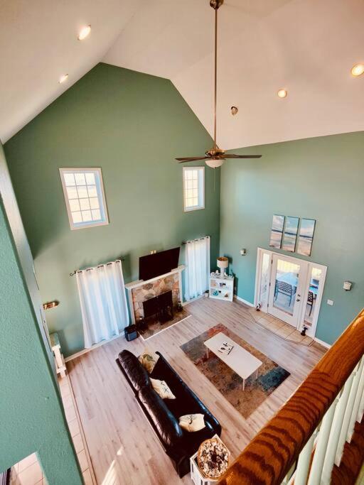 Sunny Delight - Sleeps 10 - Generous Space! Bolivar Peninsula エクステリア 写真